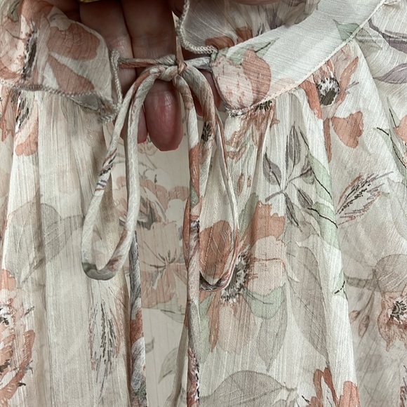 Vici Womens Midi Dress S Cream Pink Pullover Drop Waist Ruffle Cuff Floral Boho - Picture 3 of 15